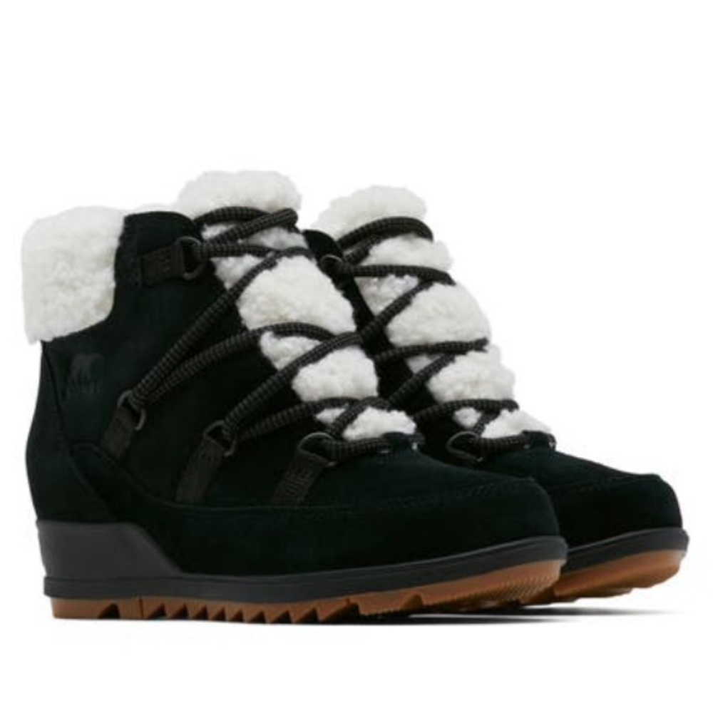 SOREL Evie Cozy Lace Up Waterproof Booties